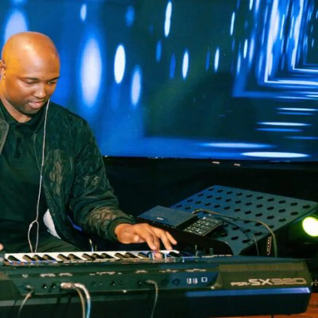 Sandile Shabangu – Thilili EGolgotha Chwechwa