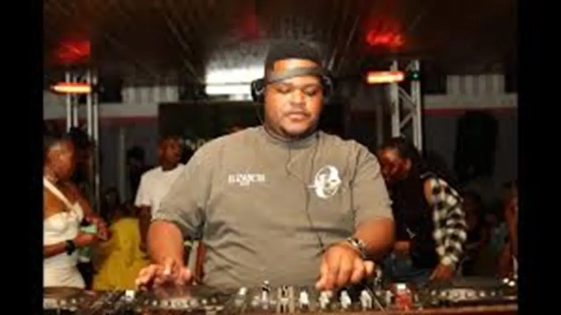 Zassh (Vanger Boyz) – On Your Marks II mix DOWNLOAD Mp3